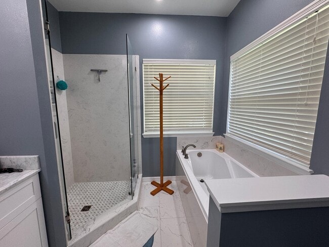 Building Photo - 4227 Marysa Dr