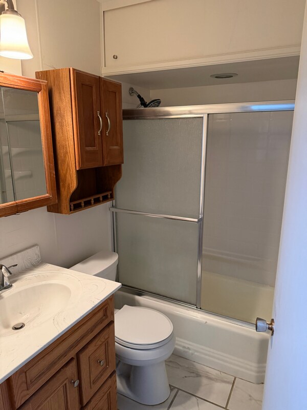 Building Photo - 19 Eton Ct