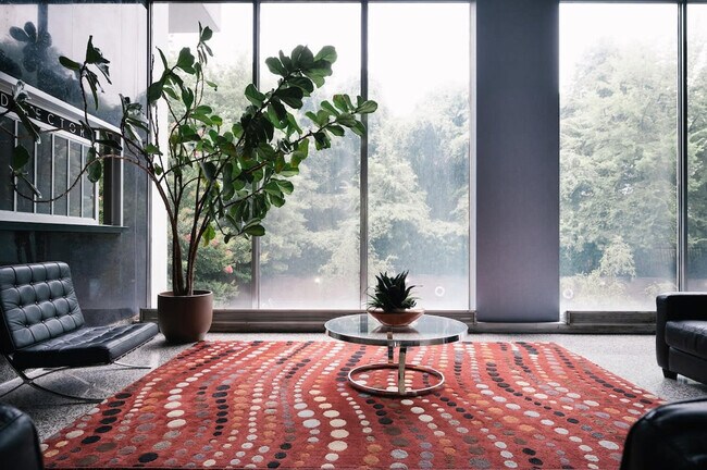 Building Photo - 215 Piedmont Ave NE