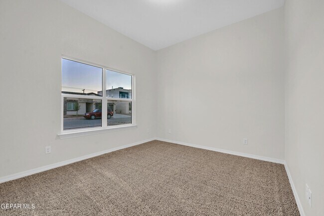Building Photo - 13257 Coldham St