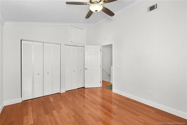 Building Photo - 3129 SE Indian St