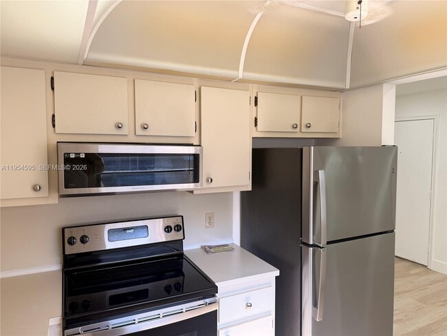 Building Photo - 100 SW 132nd Way