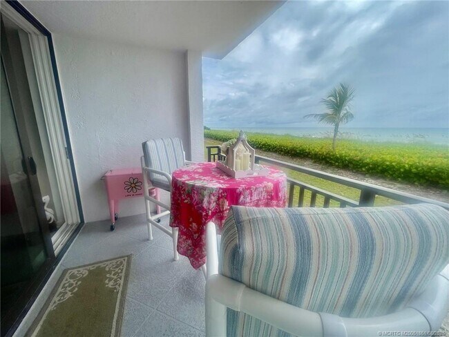 Building Photo - 10102 S Ocean Dr