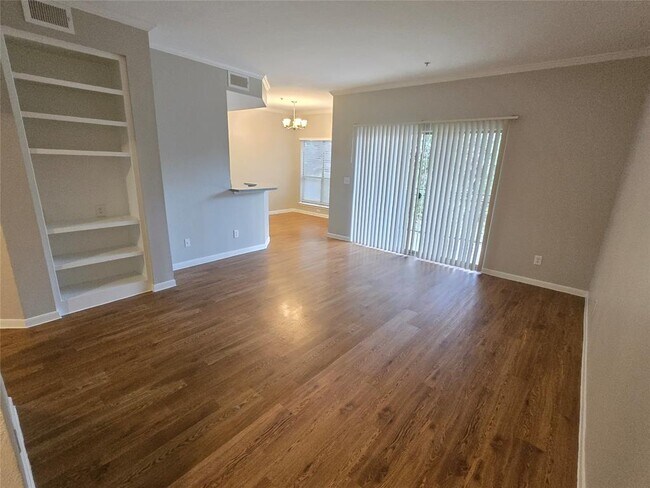 Primary Photo - 6000 Shepherd Mountain Cove