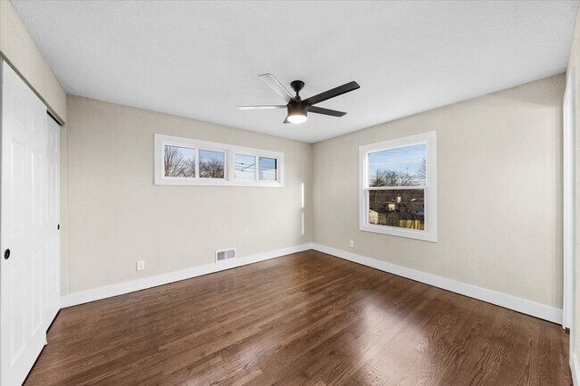 Building Photo - 4621 Mersington Ave