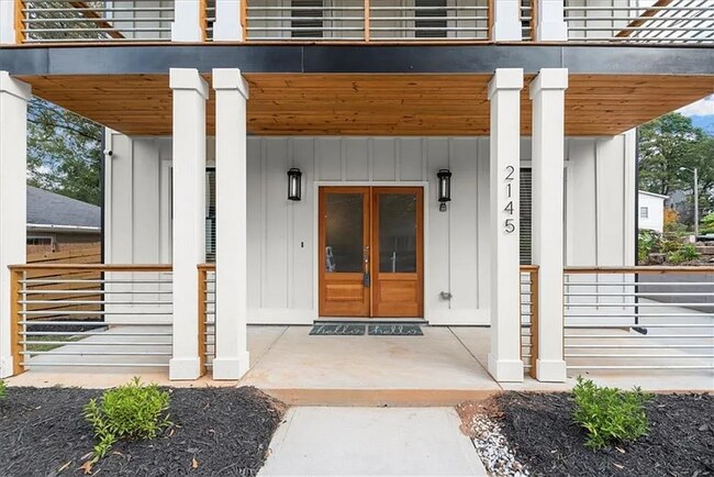 Building Photo - Spacious 4BR/4BA Home in Prime College Park Location