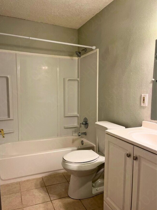 Building Photo - 816 Hays St