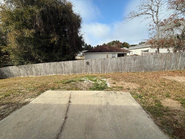 Building Photo - 280 Limestone Cir