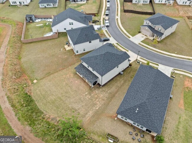 Building Photo - 5911 Green Ash Ct