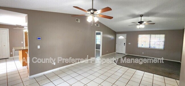 Building Photo - 5901 Aires Ave
