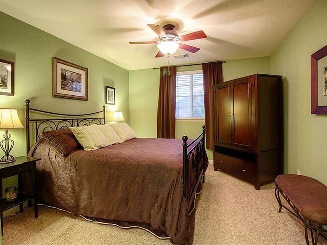Building Photo - 1246 Glenwood Canyon Ln