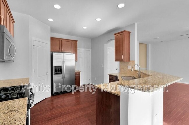 Building Photo - 12352 Red Rust Ln