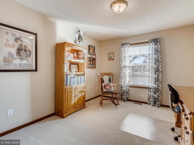 Building Photo - 3421 Maureen Lane