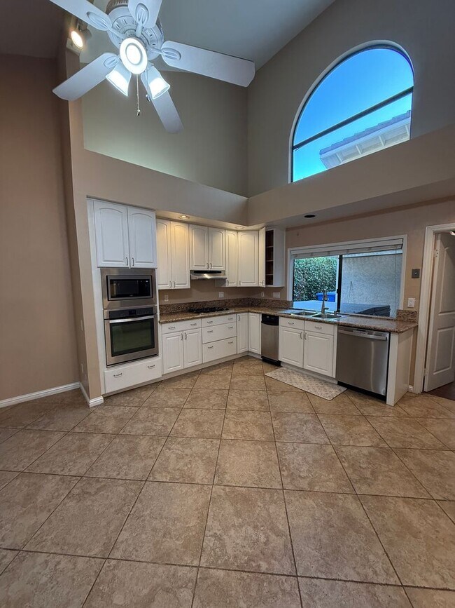 Building Photo - 4BD 2.5BA House located in Vineland Hills of Poway