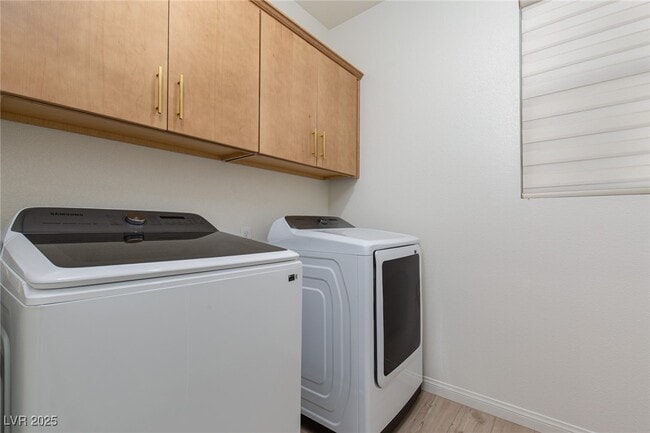 Building Photo - 1474 Whistling Kite St