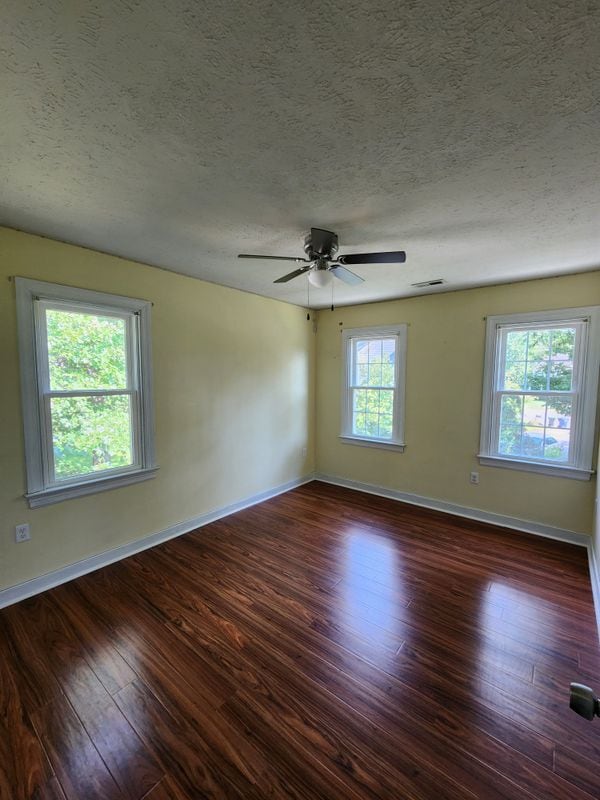 Building Photo - 6304 Kennedy Ct