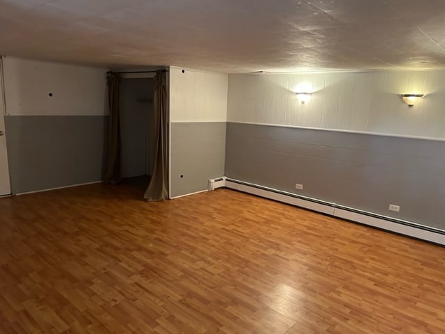 Building Photo - 445 N Main St