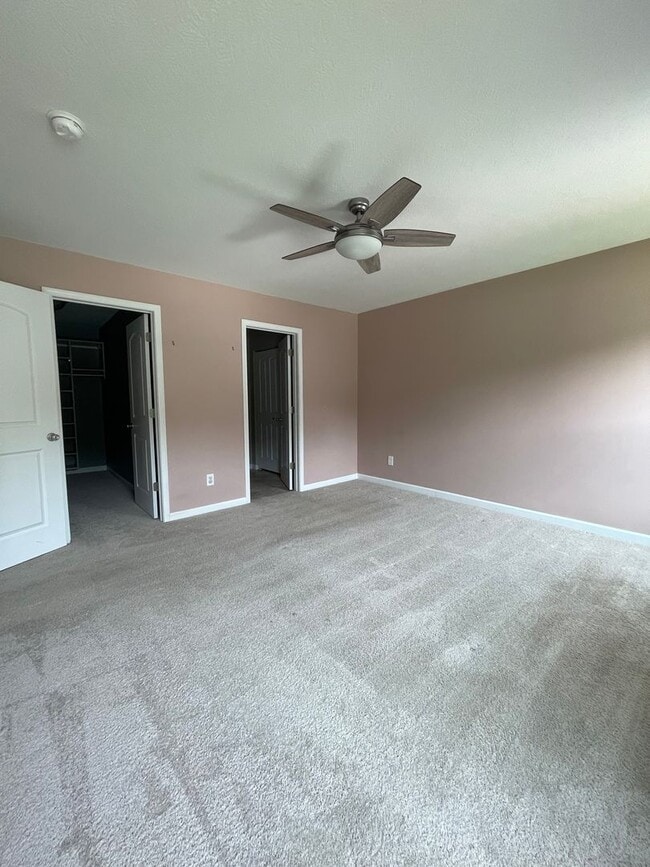 Building Photo - Three Bedroom Home in Kalamazoo