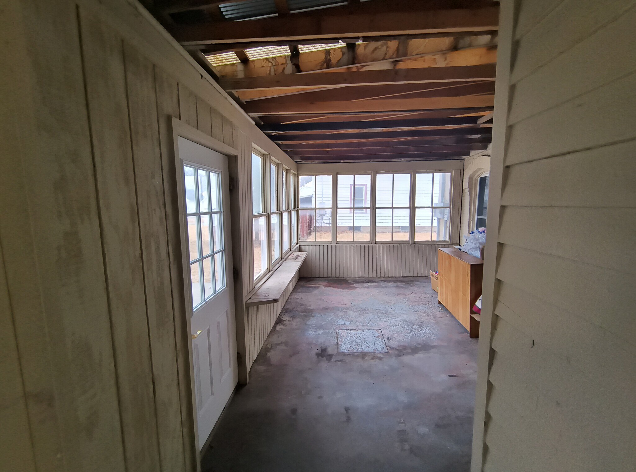 Building Photo - 609 E Water St