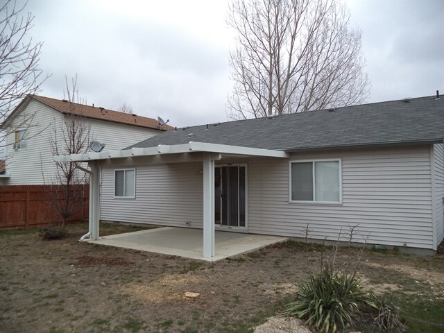 Building Photo - 1149 N Caterpillar Ave