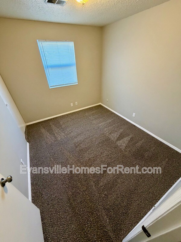 Building Photo - 1115 W Virginia St