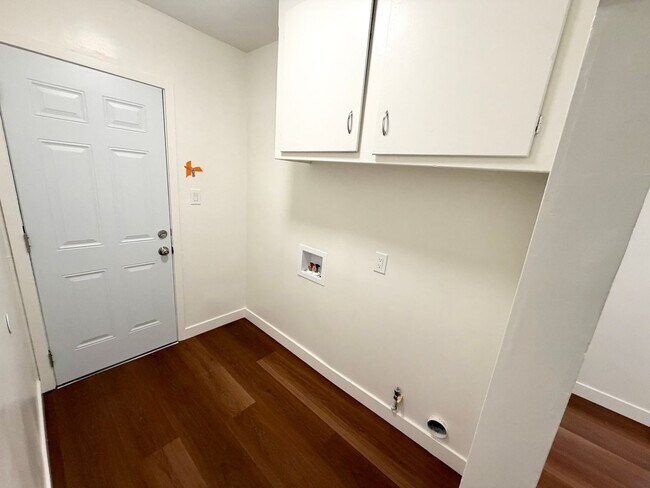 Building Photo - 3109 Walnut Grove Ave