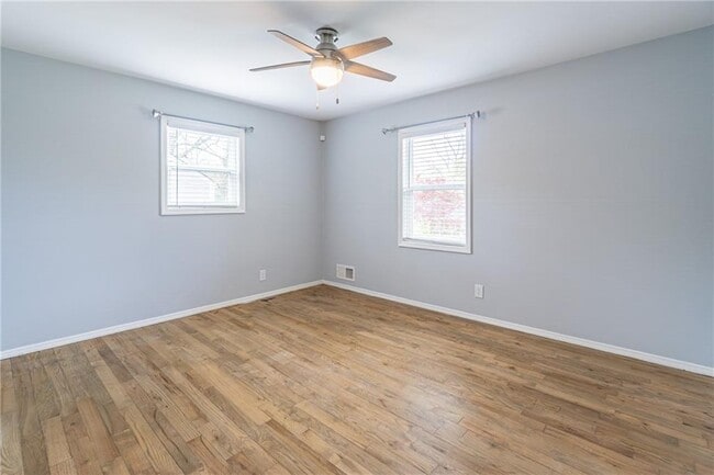 Building Photo - 1660 White Oak Way