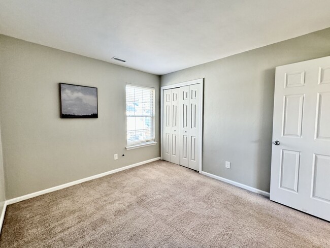 Building Photo - Just Upgraded - Ready NOW! Spacious 4-Bedr...