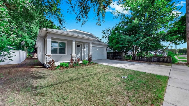 Building Photo - 3114 E 21st Ave