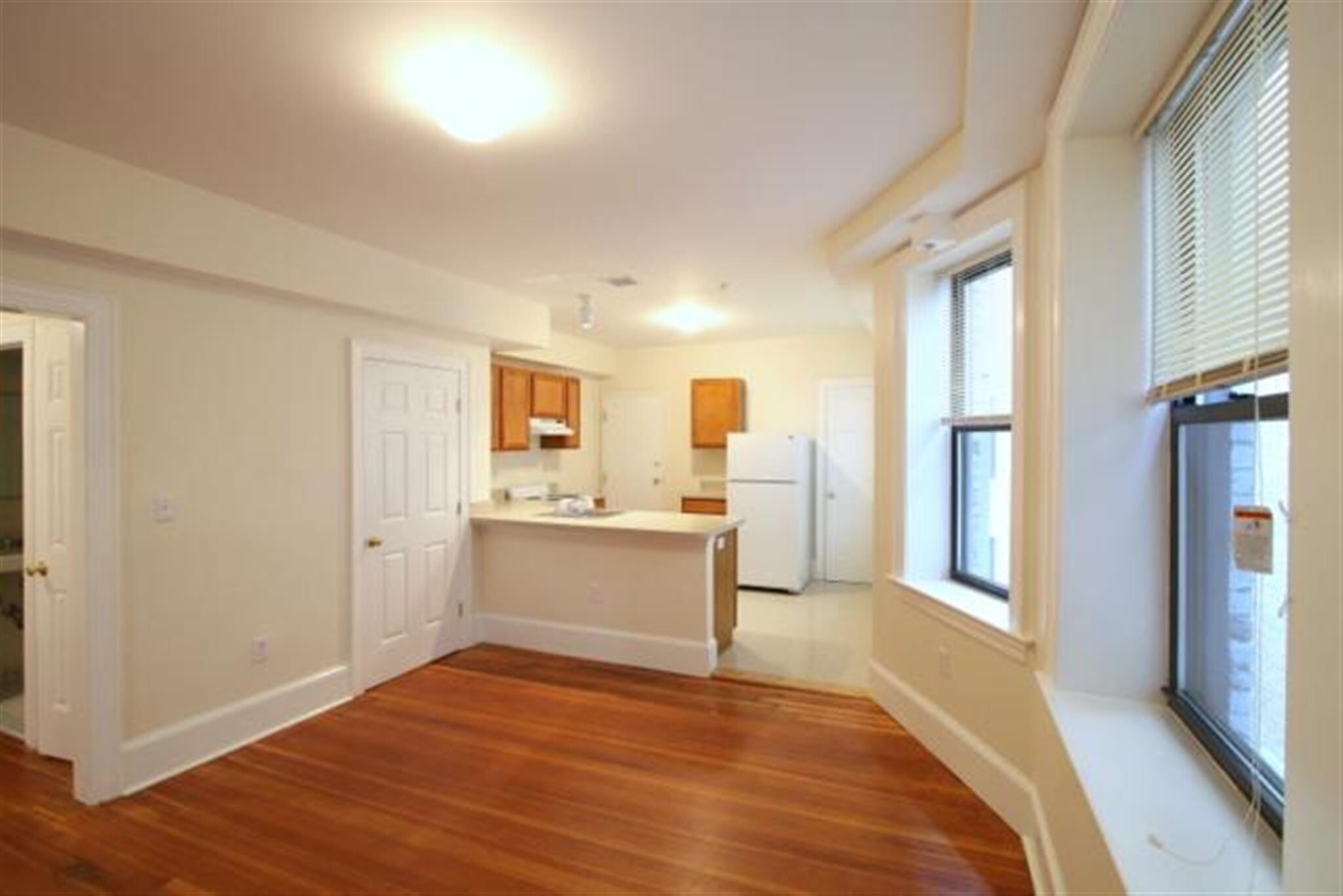 Building Photo - 859 Massachusetts Ave