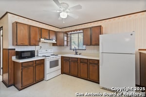 Building Photo - 2676 Woodcrest Dr