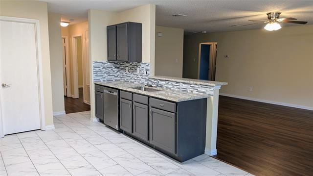 Building Photo - 1303 W Coral Reef Ln