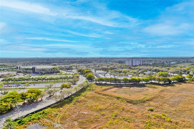 Building Photo - 2000 Metropica Wy