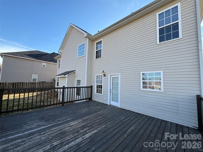 Building Photo - 203 Almora Loop