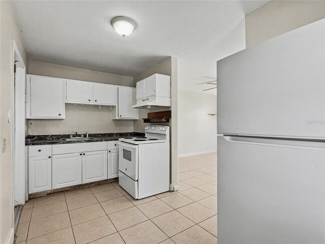 Building Photo - 42 Princeton Ave