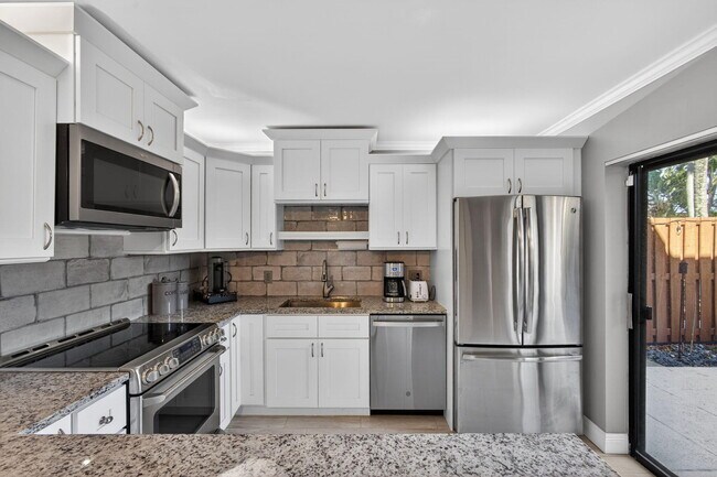 Building Photo - 112 Ocean Cove Dr