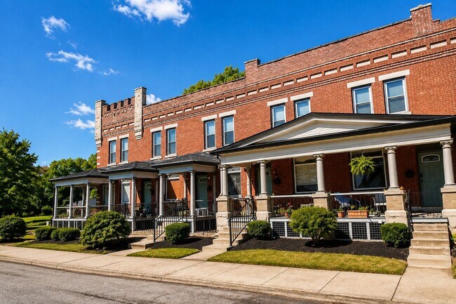 Building Photo - 1472 Franklin Ave