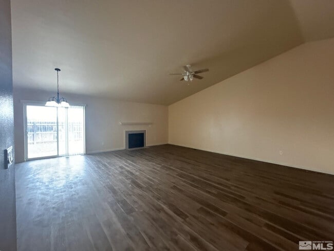 Building Photo - 455 Mallard Way