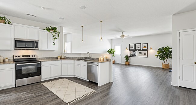 Building Photo - 6966 Rebecca Ln