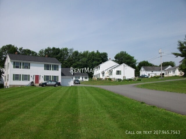 Building Photo - 15 Kennebec Rd