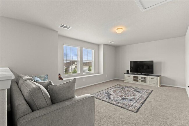 Building Photo - 1296 Teychas Dr