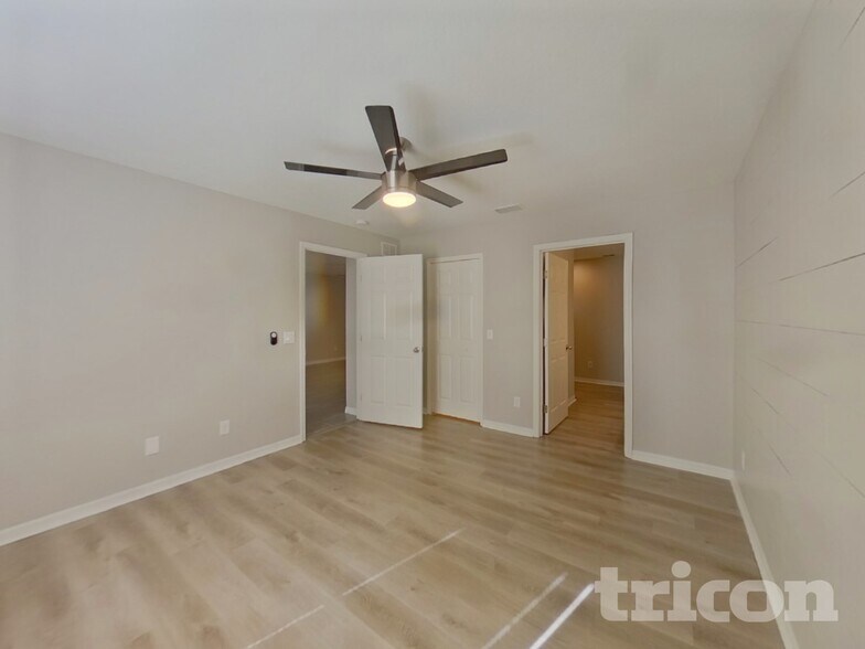 Building Photo - 396 Sierra Mike Blvd