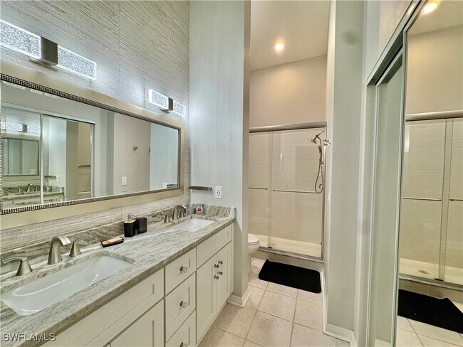 Building Photo - 5045 Cedar Springs Dr