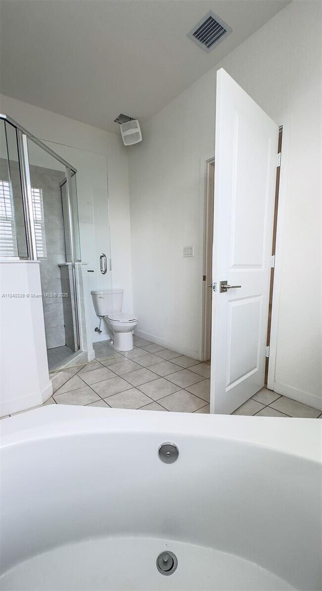 Building Photo - 24461 SW 117 Path