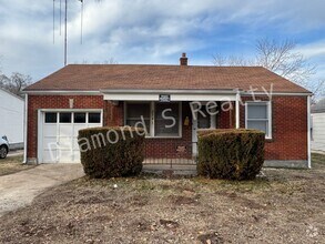 Building Photo - 2 Bedroom with Bonus Room!