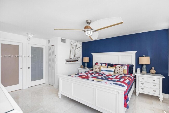 Building Photo - 7135 Collins Ave