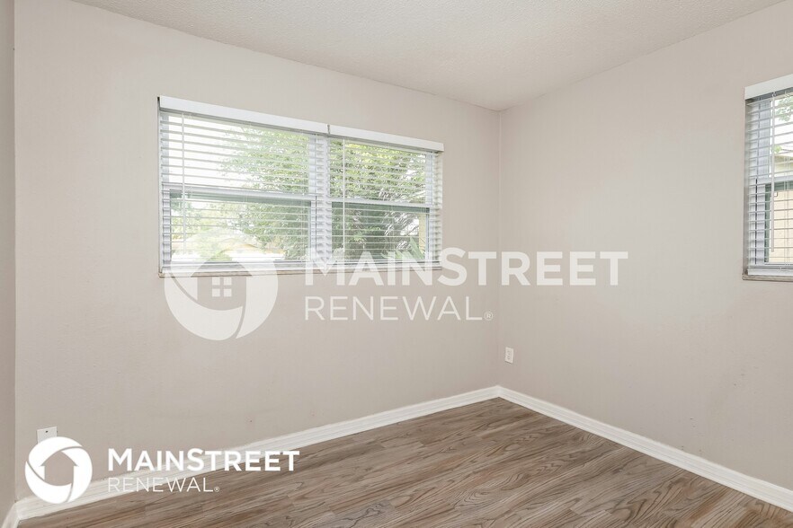 Building Photo - 2409 Straker Ct