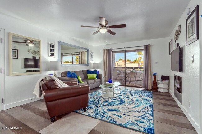 Building Photo - 7350 N Pima Rd