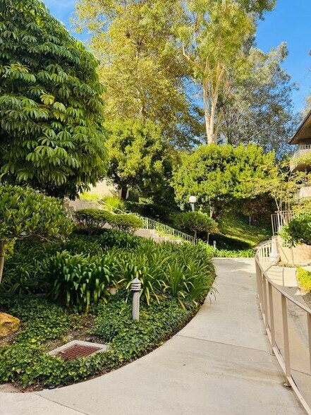 Building Photo - 4141 Via Marisol