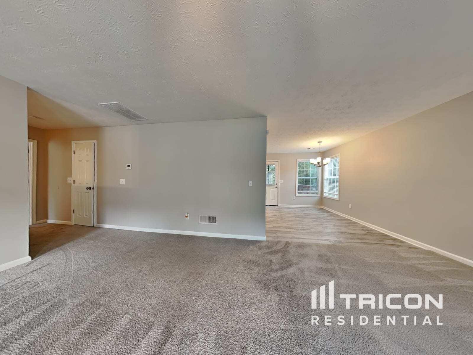Building Photo - 1206 Oakland Dr